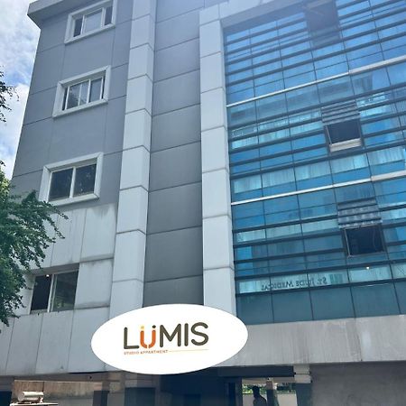 Lumis Studio Apartment Hyderabad Exterior photo